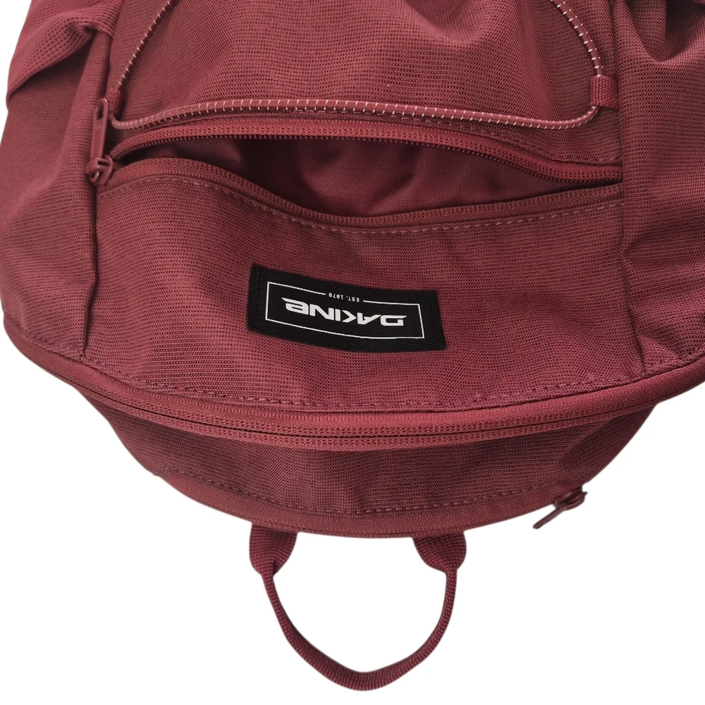 Dakine color rust